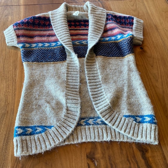 Cozy short sleeve cardigan size M - Picture 2 of 6